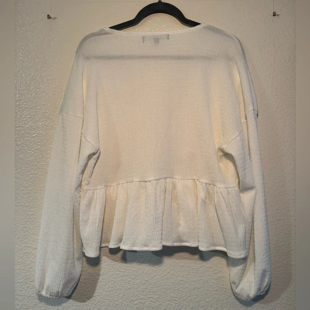 White Crochet-Trim Button Front Women's Top - Picture 2 of 2